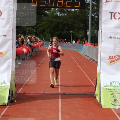 14.06.2026 - 7 Türme Triathlon Andreas Tolksdorf http://msf.ph/oto/9806729 14.06.2026 16:08:23 Ziel 1075, 1244 meine-sportfotos.de
