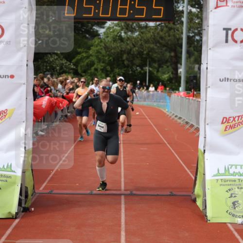 14.06.2026 - 7 Türme Triathlon Andreas Tolksdorf http://msf.ph/oto/9806759 14.06.2026 16:08:53 Ziel 809, 889, 1000, 1169, 1239, 1273, 1344, 1543 meine-sportfotos.de