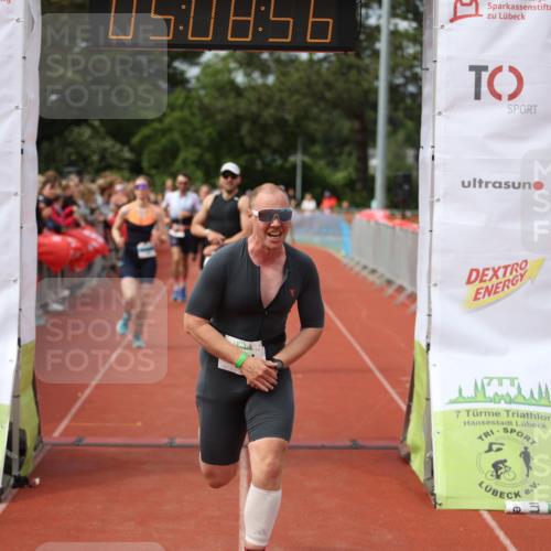 14.06.2026 - 7 Türme Triathlon Andreas Tolksdorf http://msf.ph/oto/9806761 14.06.2026 16:08:54 Ziel 809, 889, 1000, 1169, 1239, 1273, 1344, 1543 meine-sportfotos.de