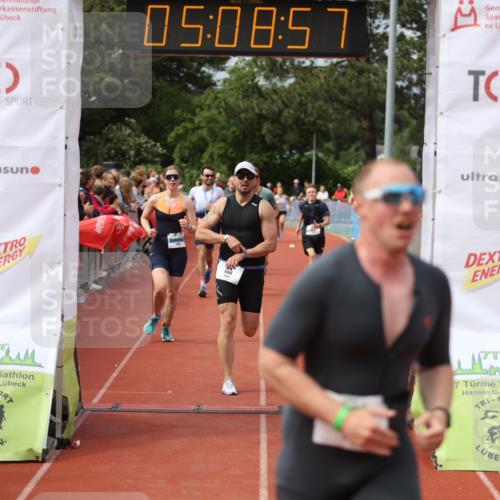 14.06.2026 - 7 Türme Triathlon Andreas Tolksdorf http://msf.ph/oto/9806762 14.06.2026 16:08:55 Ziel 809, 889, 1000, 1169, 1239, 1273, 1344, 1543 meine-sportfotos.de