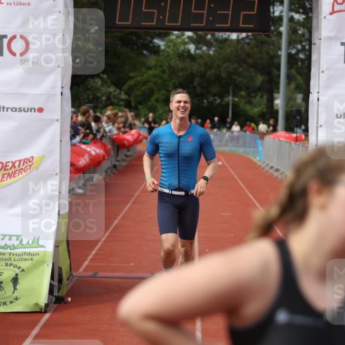 14.06.2026 - 7 Türme Triathlon Andreas Tolksdorf http://msf.ph/oto/9806801 14.06.2026 16:09:30 Ziel 804, 1215, 1295, 1371, 1409, 1432, 1467, 1474, 1574 meine-sportfotos.de