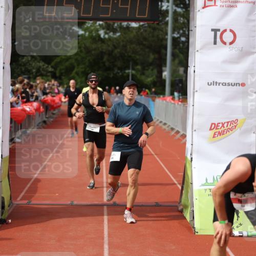 14.06.2026 - 7 Türme Triathlon Andreas Tolksdorf http://msf.ph/oto/9806810 14.06.2026 16:09:38 Ziel 804, 1209, 1241, 1373, 1412, 1467 meine-sportfotos.de