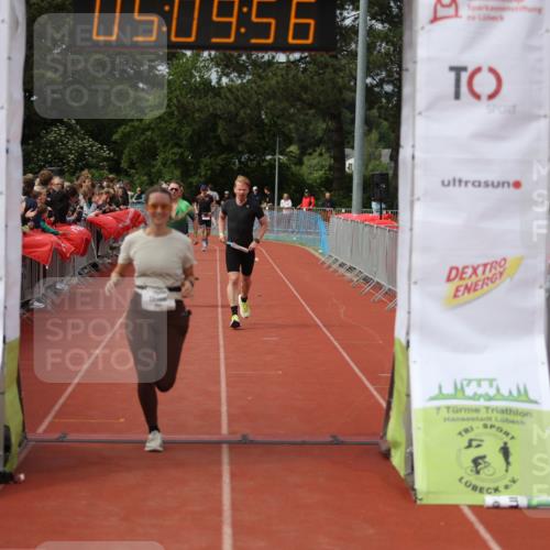 14.06.2026 - 7 Türme Triathlon Andreas Tolksdorf http://msf.ph/oto/9806825 14.06.2026 16:09:55 Ziel 641, 1279, 1537 meine-sportfotos.de