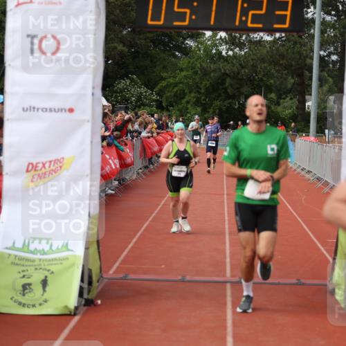 14.06.2026 - 7 Türme Triathlon Andreas Tolksdorf http://msf.ph/oto/9806897 14.06.2026 16:11:22 Ziel 1223, 1365, 1429, 1696 meine-sportfotos.de