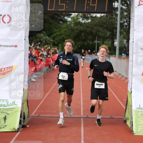 14.06.2026 - 7 Türme Triathlon Andreas Tolksdorf http://msf.ph/oto/9806921 14.06.2026 16:11:39 Ziel 1015, 1235, 1248, 1473 meine-sportfotos.de