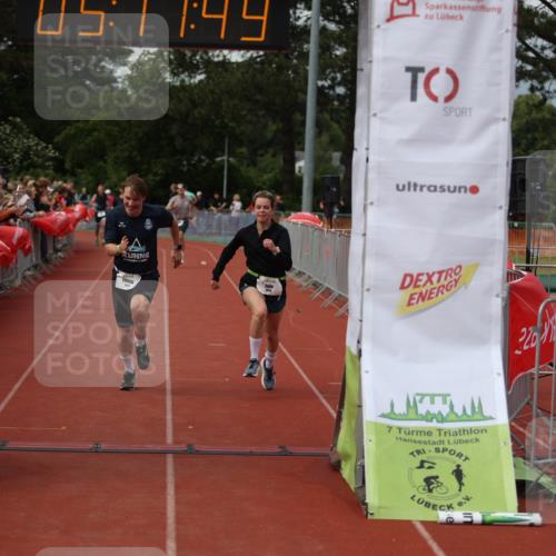14.06.2026 - 7 Türme Triathlon Andreas Tolksdorf http://msf.ph/oto/9806926 14.06.2026 16:11:47 Ziel 1235, 1248, 1424, 1699 meine-sportfotos.de