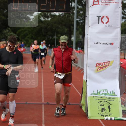 14.06.2026 - 7 Türme Triathlon Andreas Tolksdorf http://msf.ph/oto/9806946 14.06.2026 16:12:02 Ziel 636, 734, 1218, 1232, 1247, 1311, 1384 meine-sportfotos.de