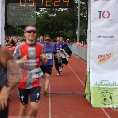 14.06.2026 - 7 Türme Triathlon Andreas Tolksdorf http://msf.ph/oto/9806977 14.06.2026 16:12:22 Ziel 683, 729, 968, 1216, 1455, 1502, 1631, 1772 meine-sportfotos.de