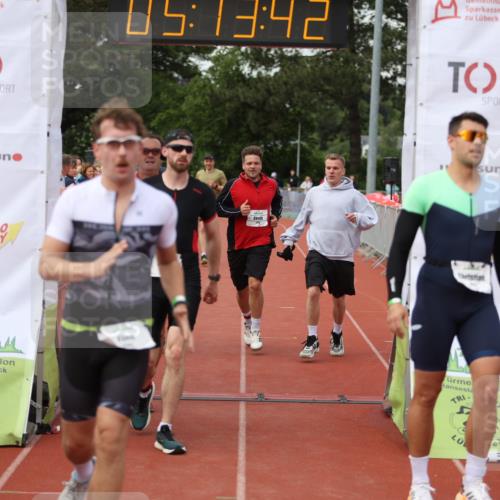 14.06.2026 - 7 Türme Triathlon Andreas Tolksdorf http://msf.ph/oto/9807062 14.06.2026 16:13:40 Ziel 705, 1220, 1276, 1374, 1393, 1413, 1468, 1729, 1776 meine-sportfotos.de