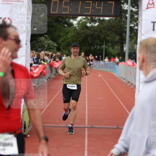 14.06.2026 - 7 Türme Triathlon Andreas Tolksdorf http://msf.ph/oto/9807068 14.06.2026 16:13:45 Ziel 1220, 1276, 1374, 1393, 1413, 1433, 1729, 1776 meine-sportfotos.de