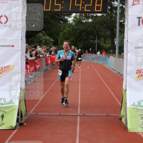 14.06.2026 - 7 Türme Triathlon Andreas Tolksdorf http://msf.ph/oto/9807099 14.06.2026 16:14:27 Ziel 621, 1202, 1270, 1411, 1741 meine-sportfotos.de