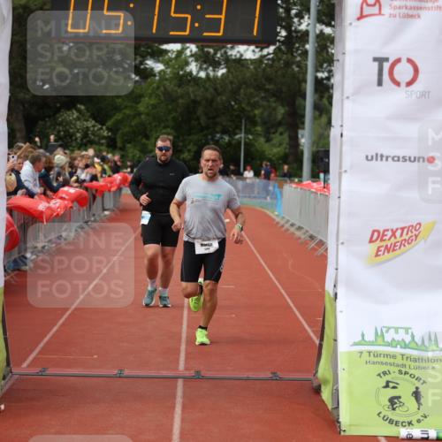 14.06.2026 - 7 Türme Triathlon Andreas Tolksdorf http://msf.ph/oto/9807165 14.06.2026 16:15:30 Ziel 1002, 1187, 1259, 1282, 1299, 1451 meine-sportfotos.de