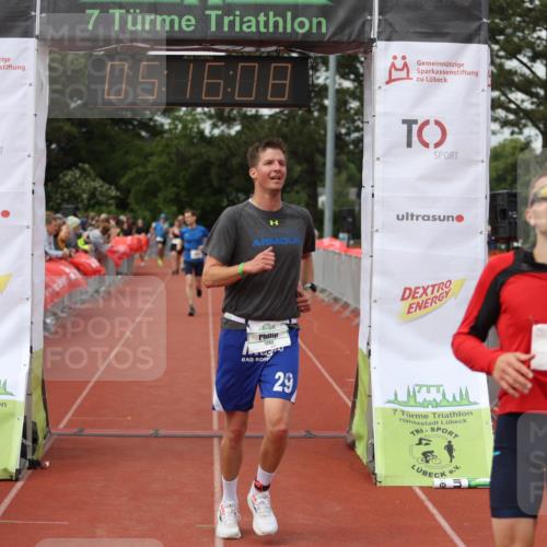 14.06.2026 - 7 Türme Triathlon Andreas Tolksdorf http://msf.ph/oto/9807202 14.06.2026 16:16:06 Ziel 1236, 1360, 1792 meine-sportfotos.de