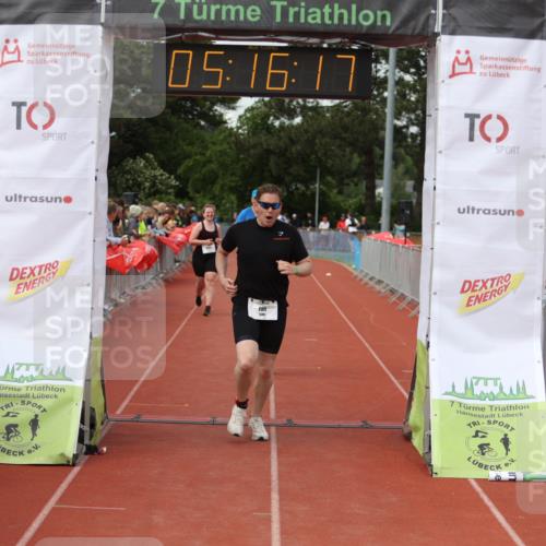 14.06.2026 - 7 Türme Triathlon Andreas Tolksdorf http://msf.ph/oto/9807215 14.06.2026 16:16:16 Ziel 1236, 1283, 1385, 1461, 1732 meine-sportfotos.de