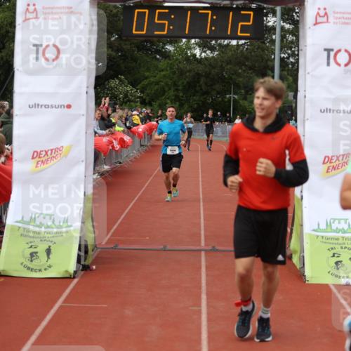14.06.2026 - 7 Türme Triathlon Andreas Tolksdorf http://msf.ph/oto/9807290 14.06.2026 16:17:11 Ziel 1085, 1217, 1352, 1441 meine-sportfotos.de