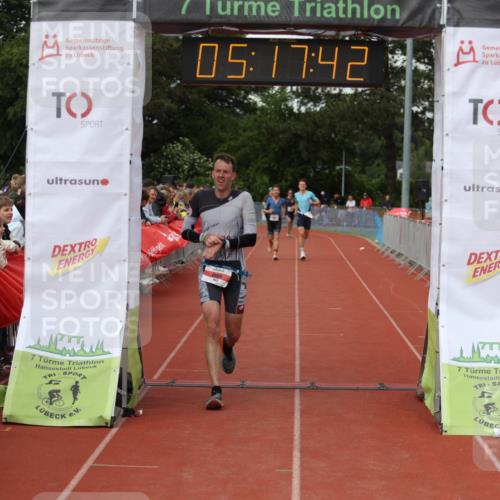 14.06.2026 - 7 Türme Triathlon Andreas Tolksdorf http://msf.ph/oto/9807314 14.06.2026 16:17:41 Ziel 653, 1222, 1372 meine-sportfotos.de