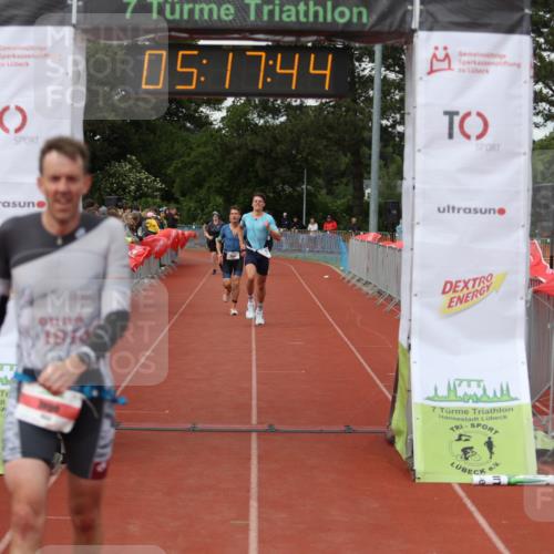 14.06.2026 - 7 Türme Triathlon Andreas Tolksdorf http://msf.ph/oto/9807316 14.06.2026 16:17:43 Ziel 653, 1222, 1372 meine-sportfotos.de