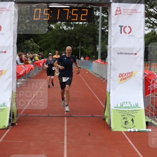 14.06.2026 - 7 Türme Triathlon Andreas Tolksdorf http://msf.ph/oto/9807333 14.06.2026 16:17:51 Ziel 1222, 1372, 1394, 1450, 1465, 1552 meine-sportfotos.de
