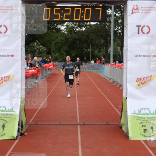 14.06.2026 - 7 Türme Triathlon Andreas Tolksdorf http://msf.ph/oto/9807433 14.06.2026 16:20:06 Ziel 902, 1268, 1301 meine-sportfotos.de