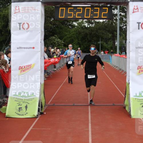 14.06.2026 - 7 Türme Triathlon Andreas Tolksdorf http://msf.ph/oto/9807456 14.06.2026 16:20:31 Ziel 758, 1388, 1430 meine-sportfotos.de
