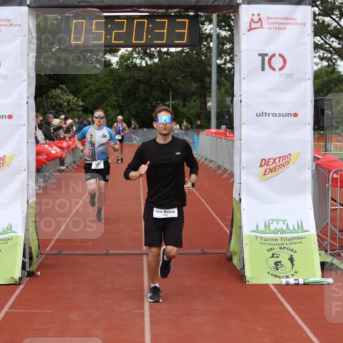 14.06.2026 - 7 Türme Triathlon Andreas Tolksdorf http://msf.ph/oto/9807459 14.06.2026 16:20:32 Ziel 758, 1388, 1430 meine-sportfotos.de
