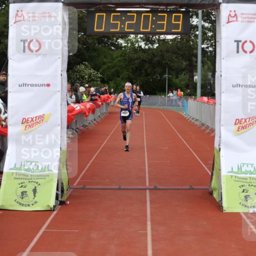 14.06.2026 - 7 Türme Triathlon Andreas Tolksdorf http://msf.ph/oto/9807464 14.06.2026 16:20:37 Ziel 1294, 1388, 1430 meine-sportfotos.de