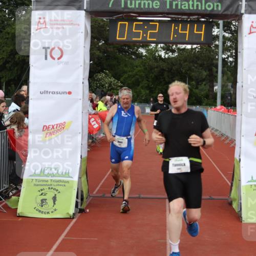 14.06.2026 - 7 Türme Triathlon Andreas Tolksdorf http://msf.ph/oto/9807532 14.06.2026 16:21:42 Ziel 1321, 1357, 1392 meine-sportfotos.de