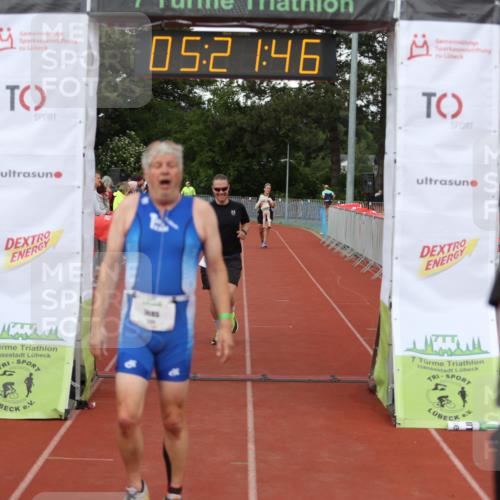 14.06.2026 - 7 Türme Triathlon Andreas Tolksdorf http://msf.ph/oto/9807536 14.06.2026 16:21:44 Ziel 1321, 1357, 1392 meine-sportfotos.de