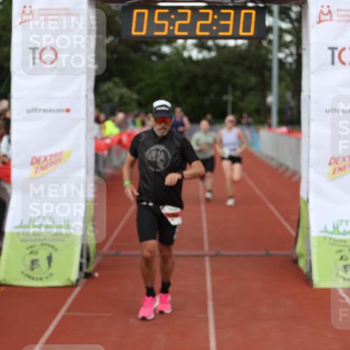 14.06.2026 - 7 Türme Triathlon Andreas Tolksdorf http://msf.ph/oto/9807570 14.06.2026 16:22:28 Ziel 796, 819, 939, 1366, 1800 meine-sportfotos.de