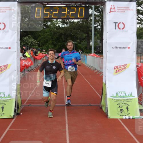 14.06.2026 - 7 Türme Triathlon Andreas Tolksdorf http://msf.ph/oto/9807617 14.06.2026 16:23:19 Ziel 1426, 1434, 1784 meine-sportfotos.de