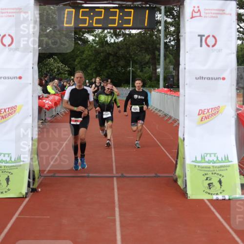 14.06.2026 - 7 Türme Triathlon Andreas Tolksdorf http://msf.ph/oto/9807635 14.06.2026 16:23:30 Ziel 697, 783, 1267, 1339, 1356, 1784 meine-sportfotos.de
