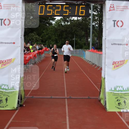 14.06.2026 - 7 Türme Triathlon Andreas Tolksdorf http://msf.ph/oto/9807698 14.06.2026 16:25:14 Ziel 970, 1323, 1460 meine-sportfotos.de