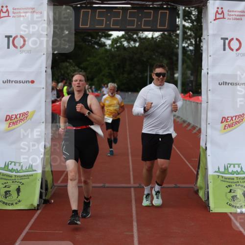 14.06.2026 - 7 Türme Triathlon Andreas Tolksdorf http://msf.ph/oto/9807712 14.06.2026 16:25:18 Ziel 970, 1323, 1460 meine-sportfotos.de