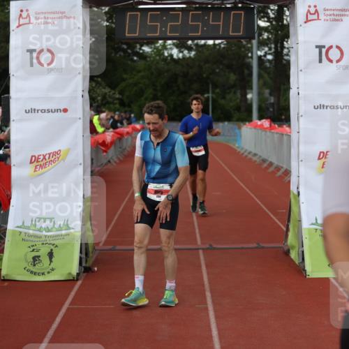 14.06.2026 - 7 Türme Triathlon Andreas Tolksdorf http://msf.ph/oto/9807762 14.06.2026 16:25:38 Ziel 680, 768, 1231, 1242, 1331 meine-sportfotos.de