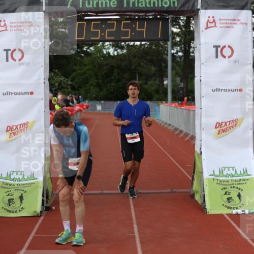 14.06.2026 - 7 Türme Triathlon Andreas Tolksdorf http://msf.ph/oto/9807766 14.06.2026 16:25:40 Ziel 680, 768, 1231, 1242 meine-sportfotos.de