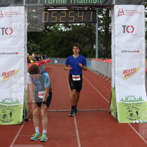 14.06.2026 - 7 Türme Triathlon Andreas Tolksdorf http://msf.ph/oto/9807768 14.06.2026 16:25:40 Ziel 680, 768, 1231, 1242 meine-sportfotos.de