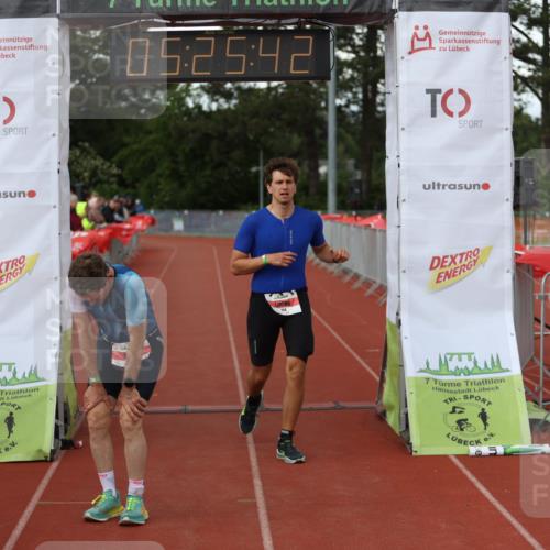 14.06.2026 - 7 Türme Triathlon Andreas Tolksdorf http://msf.ph/oto/9807776 14.06.2026 16:25:40 Ziel 680, 768, 1231, 1242 meine-sportfotos.de