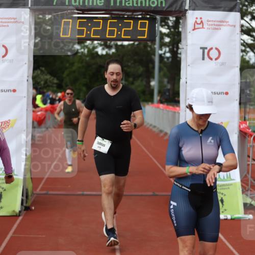 14.06.2026 - 7 Türme Triathlon Andreas Tolksdorf http://msf.ph/oto/9807859 14.06.2026 16:26:28 Ziel 672, 687, 854, 1124, 1310, 1775 meine-sportfotos.de