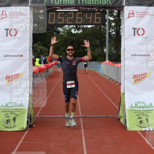 14.06.2026 - 7 Türme Triathlon Andreas Tolksdorf http://msf.ph/oto/9807922 14.06.2026 16:26:45 Ziel 695, 1254 meine-sportfotos.de
