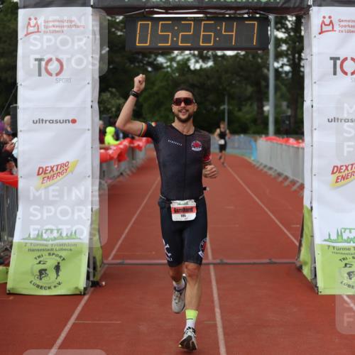 14.06.2026 - 7 Türme Triathlon Andreas Tolksdorf http://msf.ph/oto/9807932 14.06.2026 16:26:46 Ziel 695, 1254 meine-sportfotos.de