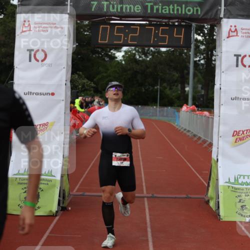 14.06.2026 - 7 Türme Triathlon Andreas Tolksdorf http://msf.ph/oto/9808076 14.06.2026 16:27:53 Ziel 670, 739, 1250 meine-sportfotos.de