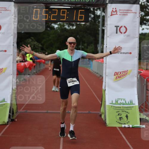 14.06.2026 - 7 Türme Triathlon Andreas Tolksdorf http://msf.ph/oto/9808157 14.06.2026 16:29:15 Ziel 1155, 1281, 1458 meine-sportfotos.de