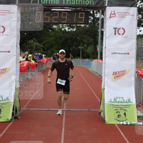 14.06.2026 - 7 Türme Triathlon Andreas Tolksdorf http://msf.ph/oto/9808169 14.06.2026 16:29:18 Ziel 1155, 1281 meine-sportfotos.de