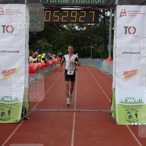 14.06.2026 - 7 Türme Triathlon Andreas Tolksdorf http://msf.ph/oto/9808188 14.06.2026 16:29:26 Ziel 1155, 1419 meine-sportfotos.de