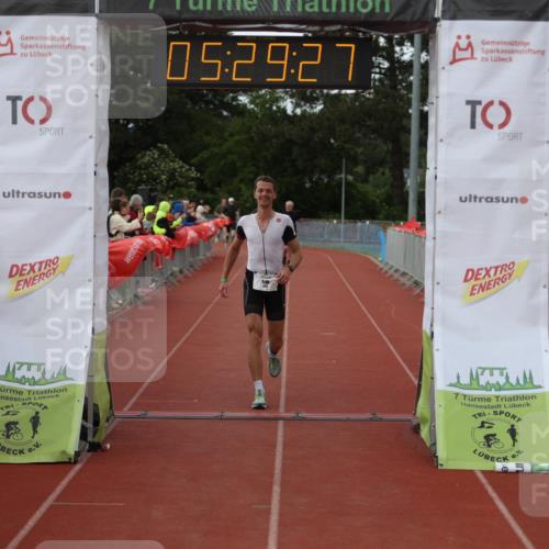 14.06.2026 - 7 Türme Triathlon Andreas Tolksdorf http://msf.ph/oto/9808190 14.06.2026 16:29:26 Ziel 1155, 1419 meine-sportfotos.de