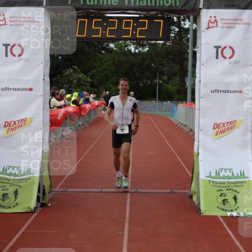 14.06.2026 - 7 Türme Triathlon Andreas Tolksdorf http://msf.ph/oto/9808193 14.06.2026 16:29:26 Ziel 1155, 1419 meine-sportfotos.de