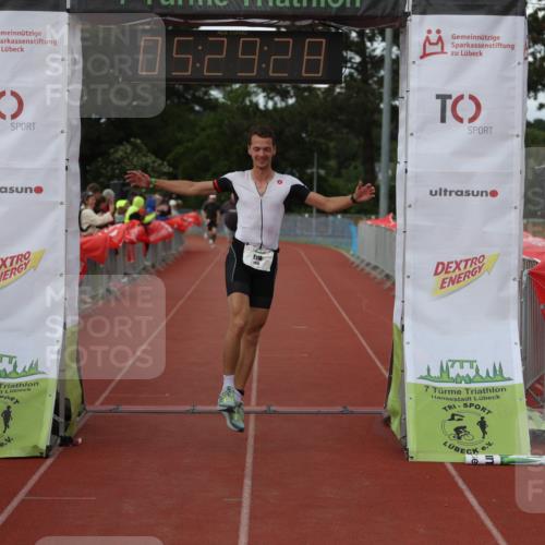 14.06.2026 - 7 Türme Triathlon Andreas Tolksdorf http://msf.ph/oto/9808196 14.06.2026 16:29:27 Ziel 1419 meine-sportfotos.de