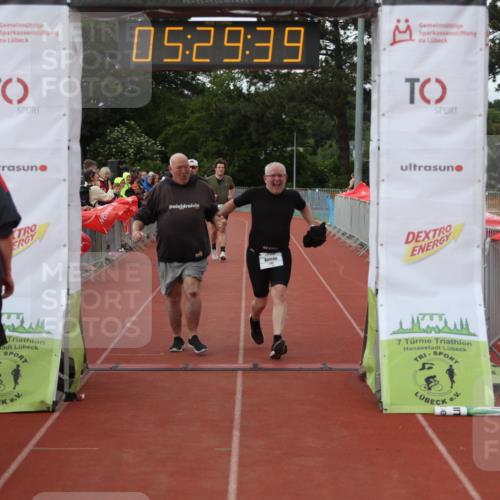 14.06.2026 - 7 Türme Triathlon Andreas Tolksdorf http://msf.ph/oto/9808233 14.06.2026 16:29:38 Ziel 714, 1195, 1233 meine-sportfotos.de