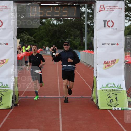 14.06.2026 - 7 Türme Triathlon Andreas Tolksdorf http://msf.ph/oto/9808264 14.06.2026 16:29:56 Ziel 698, 1329, 1485 meine-sportfotos.de