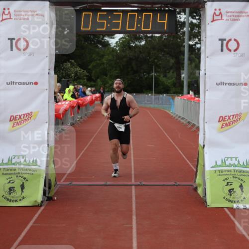 14.06.2026 - 7 Türme Triathlon Andreas Tolksdorf http://msf.ph/oto/9808293 14.06.2026 16:30:03 Ziel 698, 1329, 1485 meine-sportfotos.de